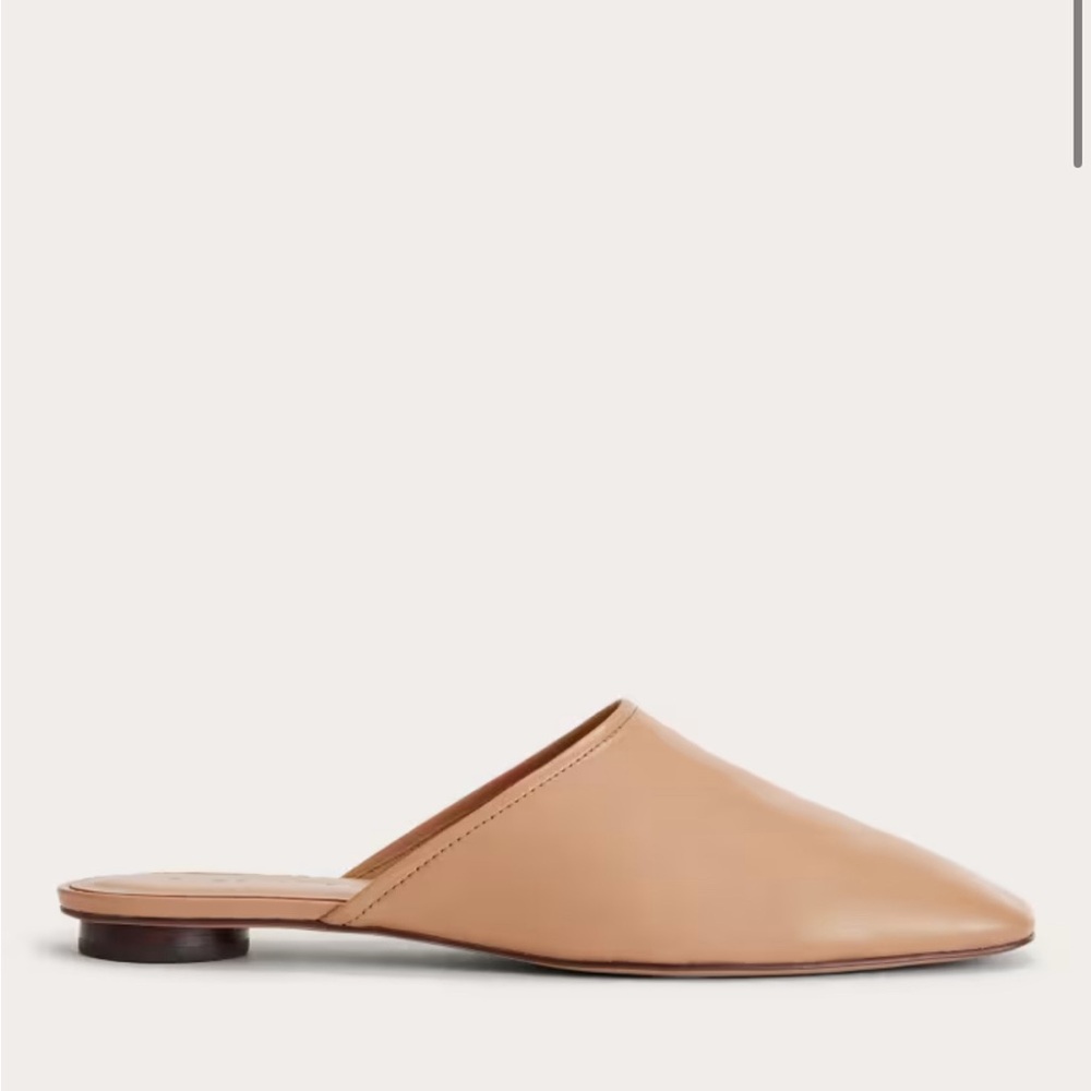Everlane Day Mule - size 5 - blush tan